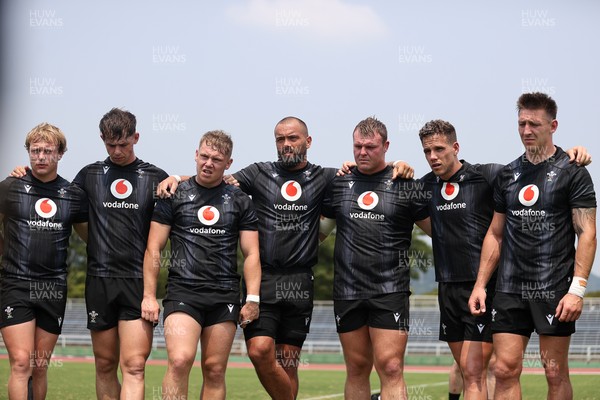 300625 - Wales Rugby Training in Kitakyushu in the week leading up to their first test against Japan - Wales team huddle