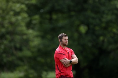 300626 - Wales Rugby Training ahead of the first Nations Championship game against Fiji - Dan Lydiate, Assistant Defence Coach during training
