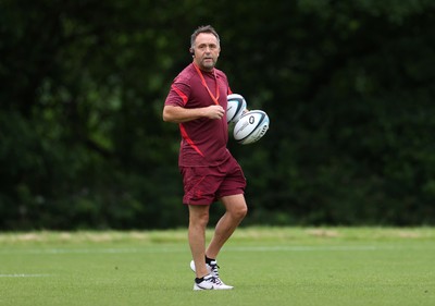 300626 - Wales Rugby Training ahead of the first Nations Championship game against Fiji - Matt Sherratt, Attack Coach during training