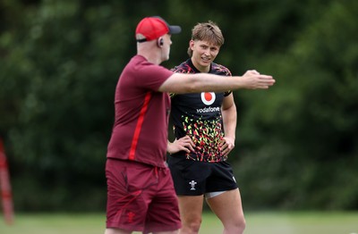 300626 - Wales Rugby Training ahead of the first Nations Championship game against Fiji - Ellis Mee during training