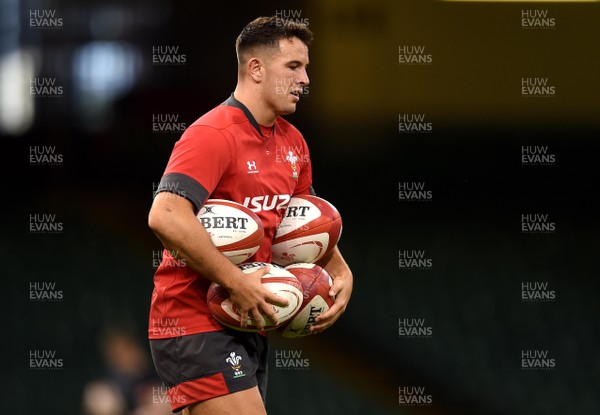 300819 - Wales Rugby Training - Owen Watkin during training