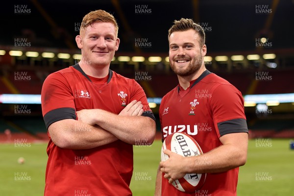 300819 - Wales Rugby Training - Rhys Carre and Owen Lane during training