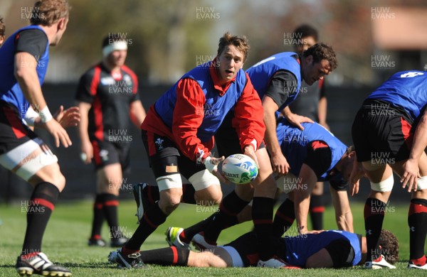 30.09.11 - Wales Rugby Training - Ryan Jones during training. 