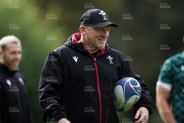 300923 - Wales Rugby Training ahead of their Rugby World Cup game against Georgia - Skills Coach Neil Jenkins during training