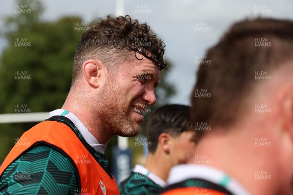 300923 - Wales Rugby Training ahead of their Rugby World Cup game against Georgia - Will Rowlands during training