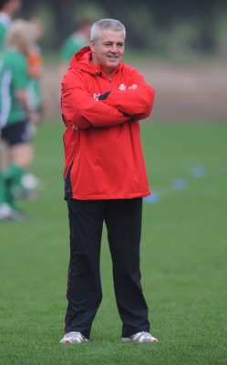 30.10.09 - Wales Rugby Training - Wales head coach Warren Gatland during training. 