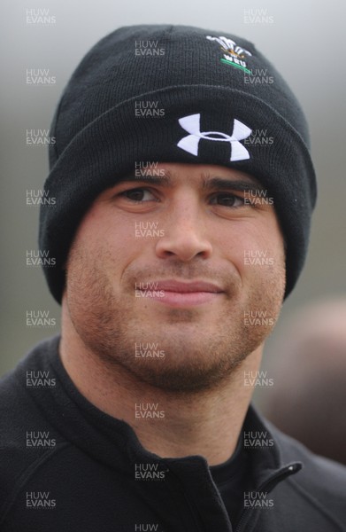 30.10.09 - Wales Rugby Training - Jamie Roberts during training. 