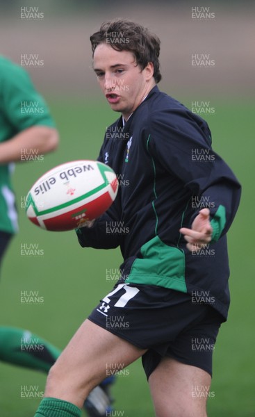 30.10.09 - Wales Rugby Training - Martin Roberts during training. 