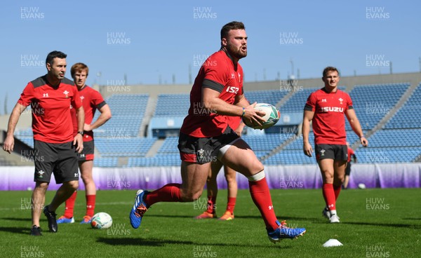 301019 - Wales Rugby Training - Owen Lane during training
