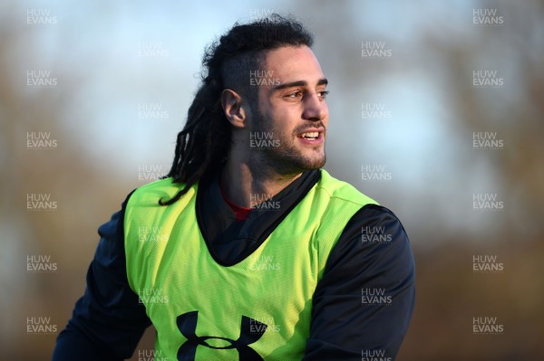 301117 - Wales Rugby Training - Josh Navidi