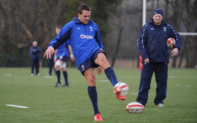 31.01.11 - Wales Rugby Training - Lee Byrne kicks during training. 