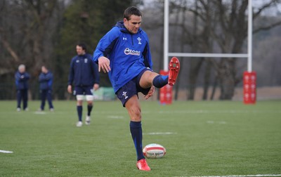 31.01.11 - Wales Rugby Training - Lee Byrne kicks during training. 