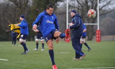 31.01.11 - Wales Rugby Training - Lee Byrne kicks during training. 