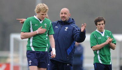 31.01.11 - Wales Rugby Training - Wales under 20 assistant coach Rob Appleyard during training. 