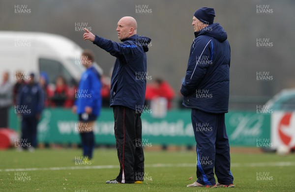 31.01.11 - Wales Rugby Training - Wales assistant coach Shaun Edwards talks to players during training. 