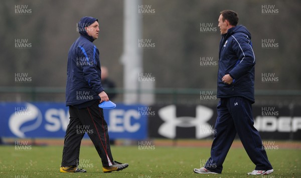 31.01.11 - Wales Rugby Training - Wales defence coach Shaun Edwards and Wales under 20 team manager Mark Taylor during training. 