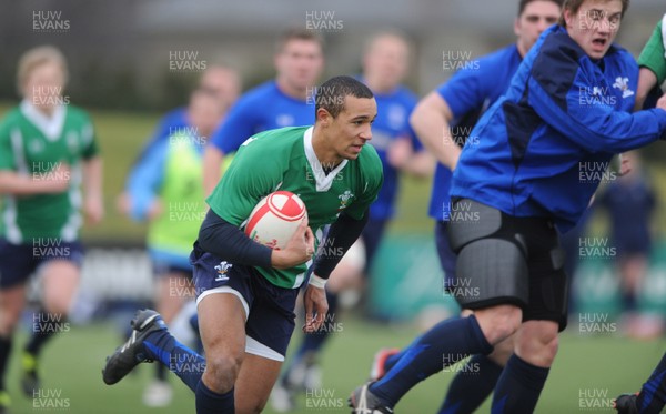 31.01.11 - Wales Rugby Training - Eli Walker of Wales under 20s during training. 