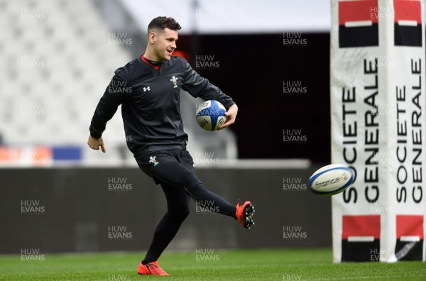 310119 - Wales Rugby Training - Tomos Williams during training