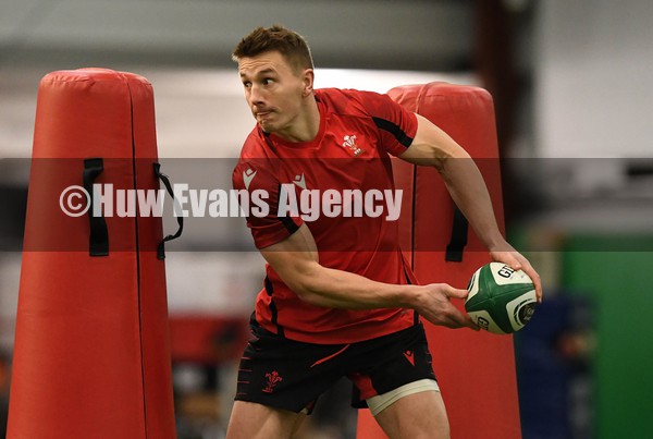 310122 - Wales Rugby Training - Jonathan Davies during training