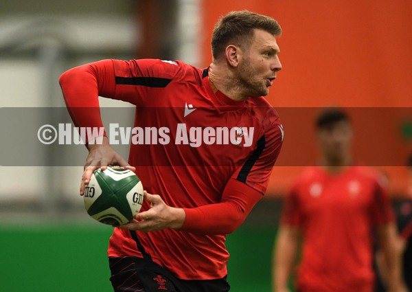 310122 - Wales Rugby Training - Dan Biggar during training
