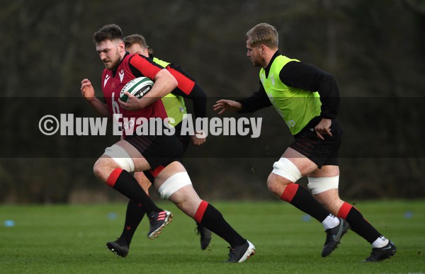 310122 - Wales Rugby Training - James Ratti during training