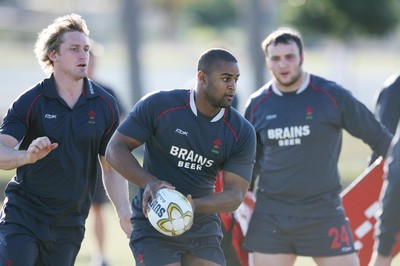 31.05.07  Wales rugby tour to Australia Aled Brew in training in Brisbane 