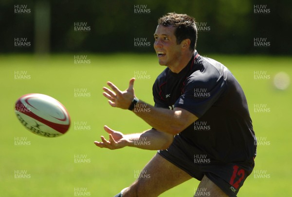 31.07.07 - Wales Rugby Training - Gareth Cooper during training 