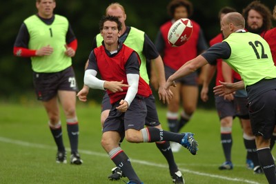 31.08.07 - Wales Rugby Training - James Hook passes during training 