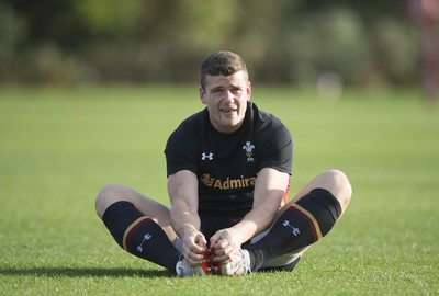 311016 - Wales Rugby Training -Scott Williams during training