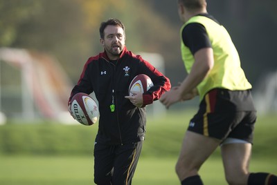 311016 - Wales Rugby Training -Matt Sherratt during training