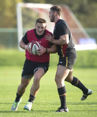 311016 - Wales Rugby Training -Jonathan Davies during training