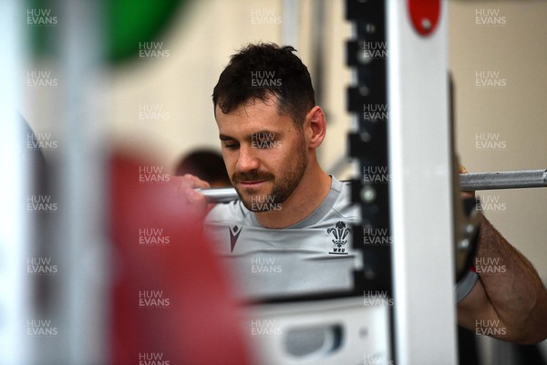 311022 - Wales Rugby Training - Tomos Williams during training
