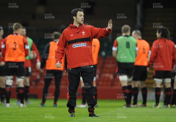 220113 - Wales Rugby Training -Wales assistant coach Mark Jones during training