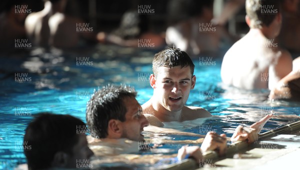 03.09.11 - Wales Rugby Pool Recovery Session - Dan Lydiate(R) and Sam Warburton during a pool recovery session. 