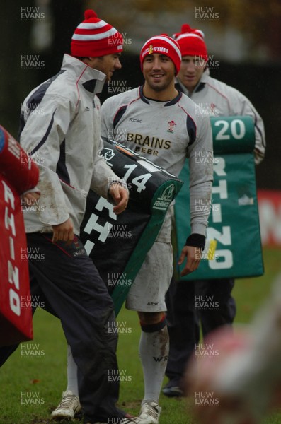 14.11.06 - Wales Rugby Training - (L-R)Mike Phillips, Gavin Henson and Tom Shanklin enjoy training in their Children in Need bobble hats 