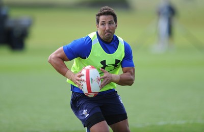 02.06.11 - Wales Rugby Training - Gavin Henson during training. 
