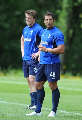 02.06.11 - Wales Rugby Training - Jonathan Davies and Gavin Henson during training. 
