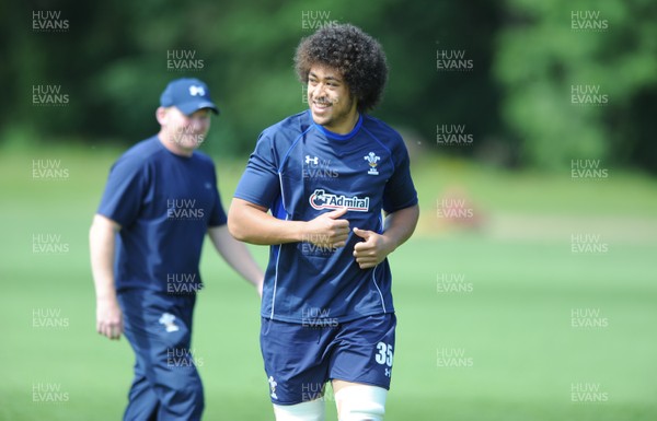 02.06.11 - Wales Rugby Training - Toby Faletau during training. 