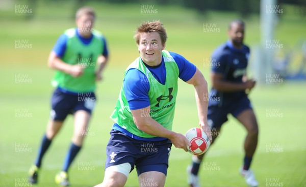 02.06.11 - Wales Rugby Training - Jonathan Davies during training. 