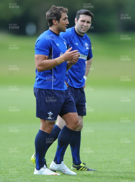 02.06.11 - Wales Rugby Training - Gavin Henson and Stephen Jones during training. 