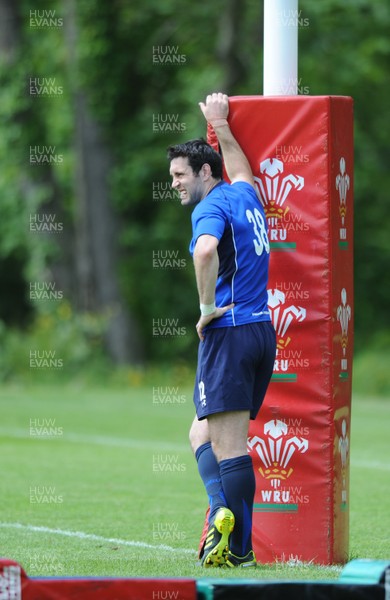 02.06.11 - Wales Rugby Training - Stephen Jones during training. 