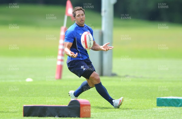 02.06.11 - Wales Rugby Training - Gavin Henson during training. 