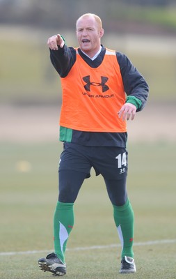 09.03.10 - Wales Rugby Training - Martyn Williams in action during training. 