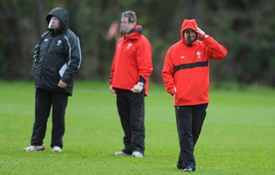 29.11.11 - Wales Rugby Training  Warren Gatland, Rob Howley and Shaun Edwards wear masks with Shane Williams face on after he was named in the Wales team to play Australia, which will be his last game for his country before he retires from international rugby. 