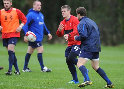 29.11.11 - Wales Rugby Training  Scott Williams during training. 