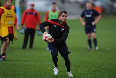 29.11.11 - Wales Rugby Training  Shane Williams during training. 