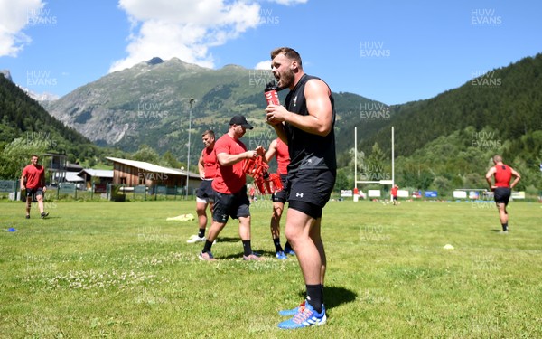 170719 - Wales Rugby World Cup Training Camp in Fiesch, Switzerland - Owen Lane during training