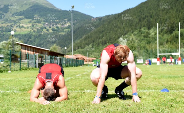 170719 - Wales Rugby World Cup Training Camp in Fiesch, Switzerland - Dan Biggar and Rhys Patchell during training