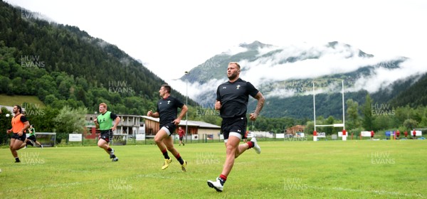 180719 - Wales Rugby World Cup Training Camp in Fiesch, Switzerland - Rhys Carre, Justin Tipuric and Ross Moriarty during training