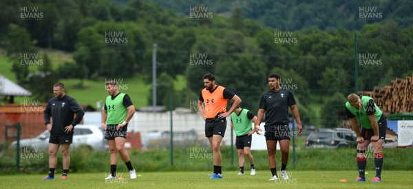 180719 - Wales Rugby World Cup Training Camp in Fiesch, Switzerland - Rob Evans, Elliot Dee, Cory Hill, Leon Brown and Bradley Davies during training